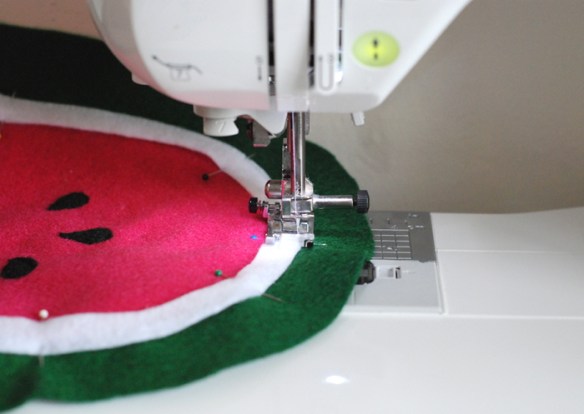 Watermelon Pouch Tutorial and Free Pattern by you & mie