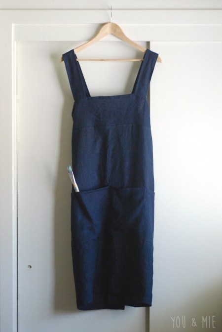 Crossback Apron by you & mie
